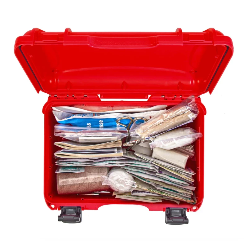 outdoors-909-first-aid-case-product-shot-red-5943cd2c5-565d-445d-8b3f-66808636810fjpg